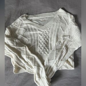 Aeropostale white cropped sweater